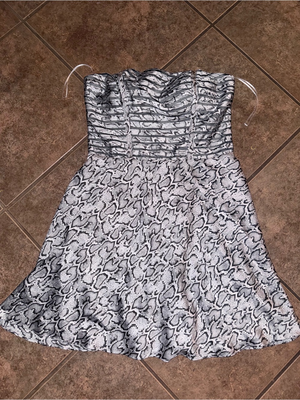 CACHé NWT strapless snakeskin mini dress size 14